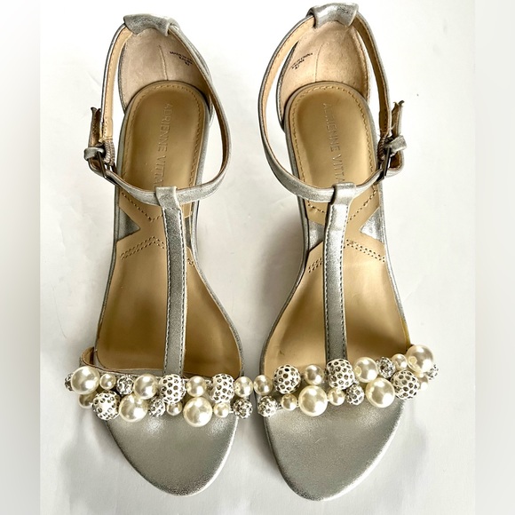 Adrienne Vittadini Kalina Silver Pearl Dress Heels Size 6 M Fit like 6 1/2 - Picture 11 of 12